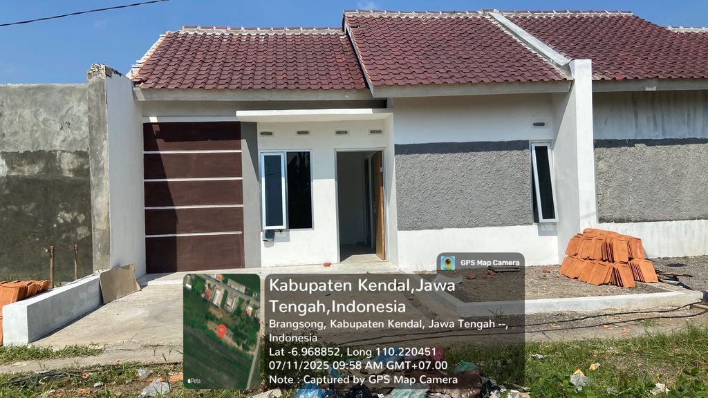 foto contoh rumah perumahan CLUSTER BERLIAN REGENCY
