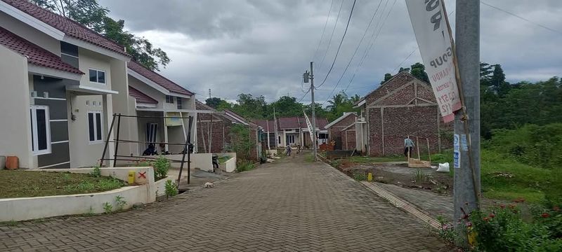 foto posisi tengah perumahan GRIYA ASRI KEDUNGRANDU