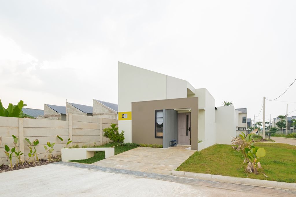 foto tampak rumah tipe 30/60 perumahan GREENLAND KEMANG BOGOR