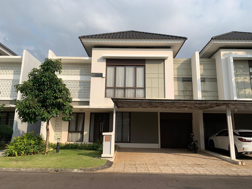 foto tampak rumah tipe BTARI 9-B perumahan SUMMARECON BANDUNG - CLUSTER AMANDA BTARI