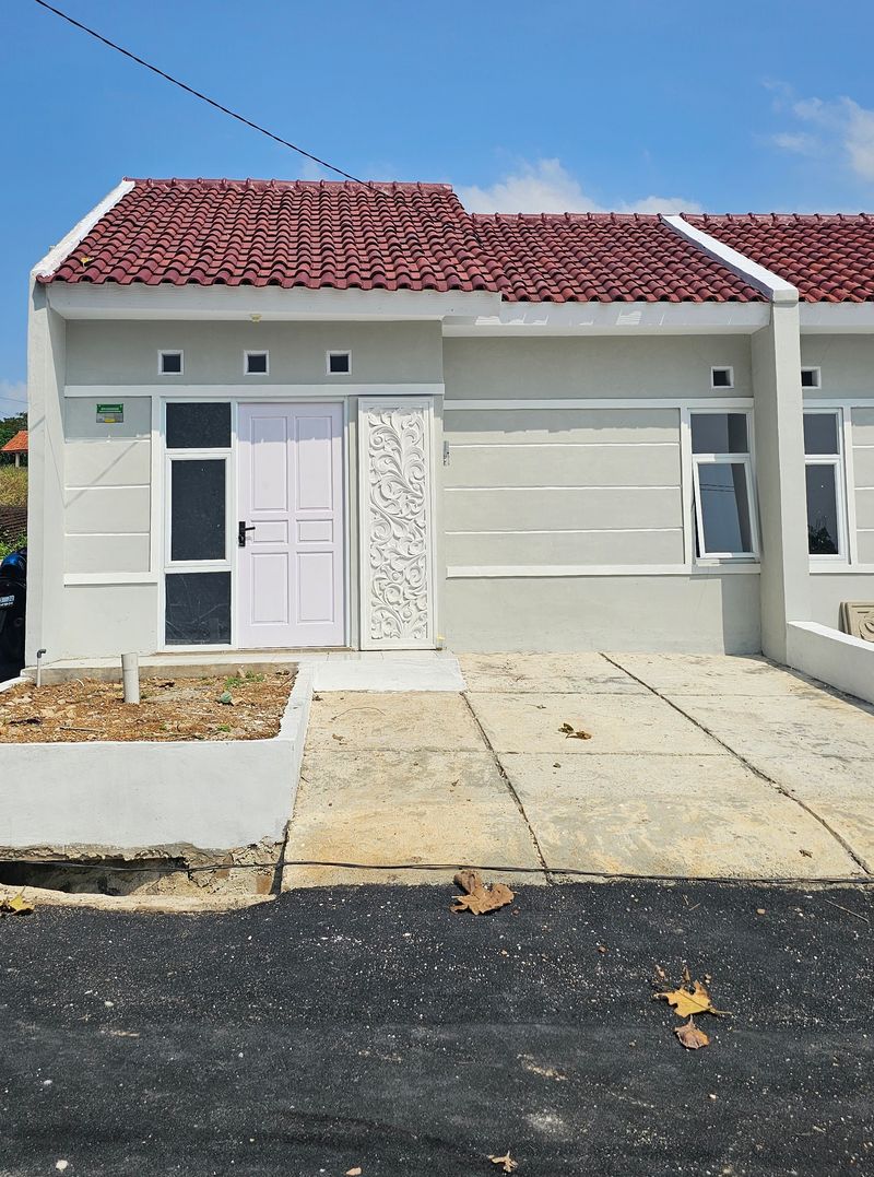 foto contoh rumah perumahan Grand Almas Surapandan