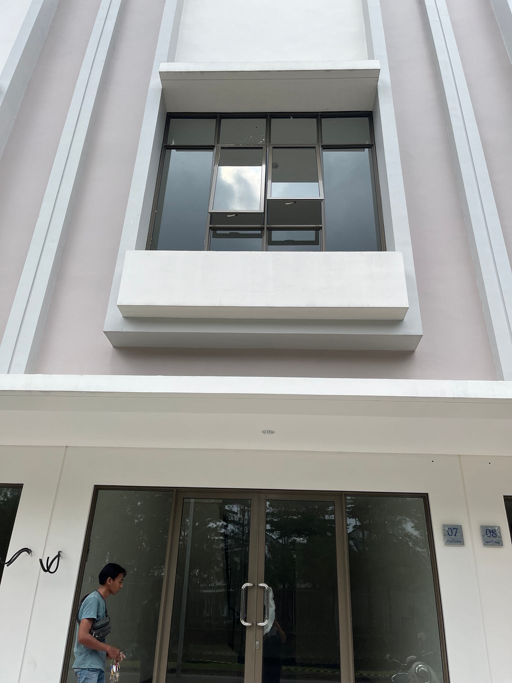 foto tampak rumah tipe KELAPA LILIN 11/07 perumahan RUKO SANTA ANNA