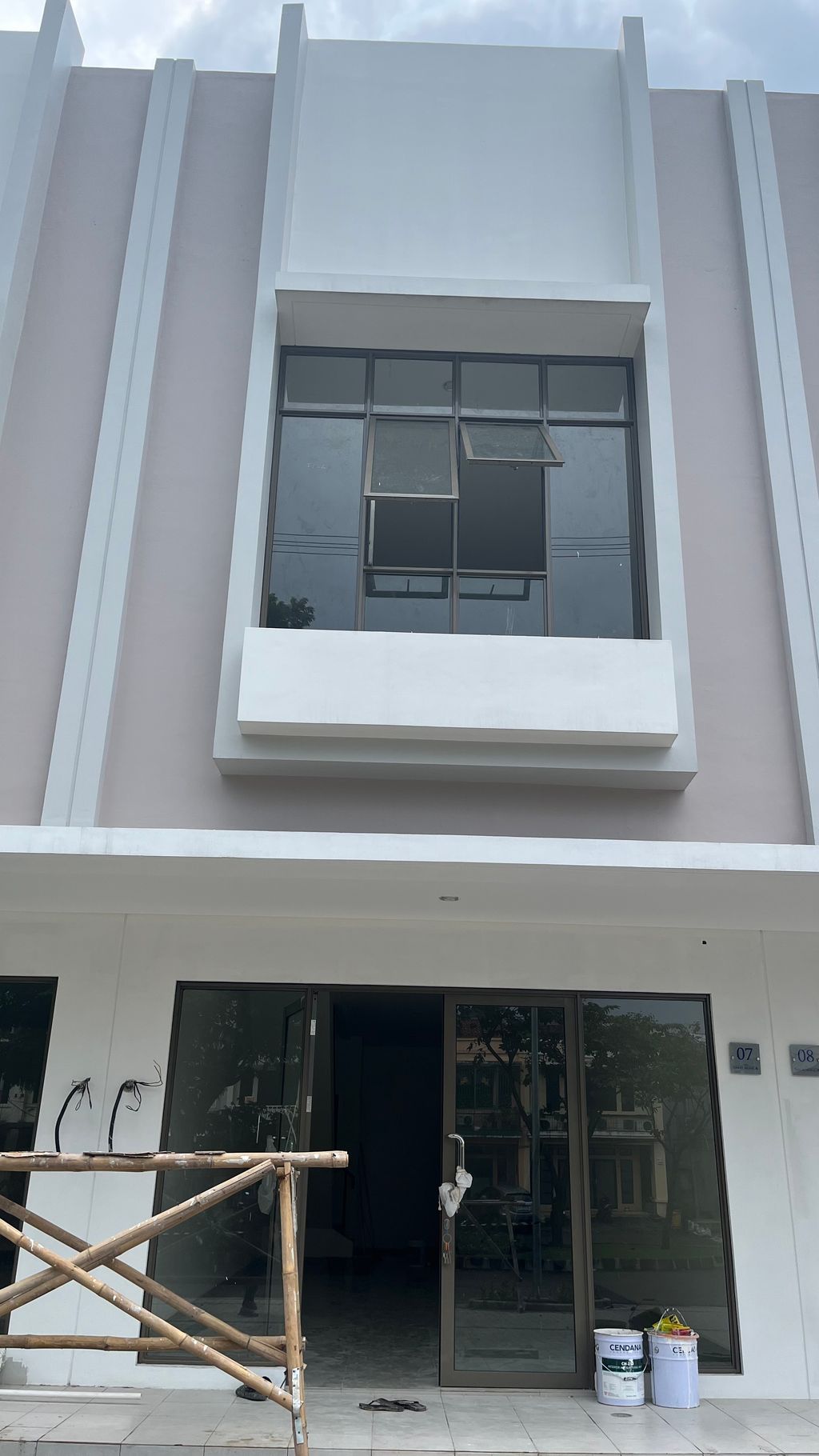 foto tampak rumah tipe RAYA PELEPAH INDAH/07 perumahan RUKO SANTA MONICA