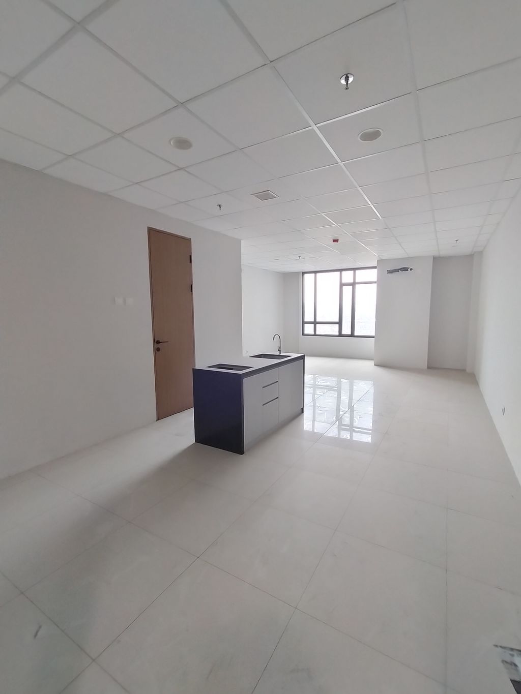 foto tampak rumah tipe 8Q perumahan HQUARTERS BUSINESS RESIDENCE