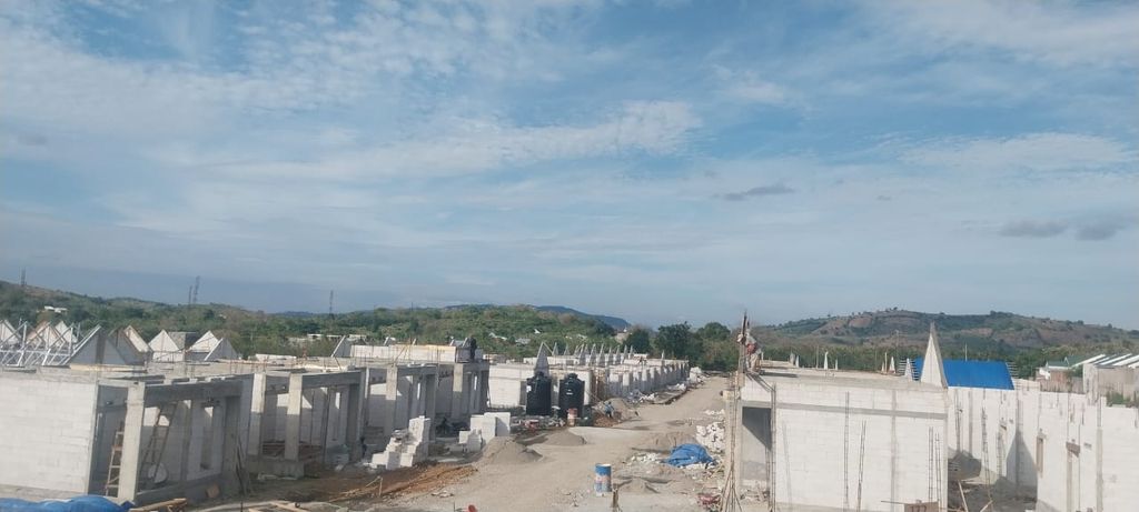 foto posisi tengah perumahan GRAND HARMONI