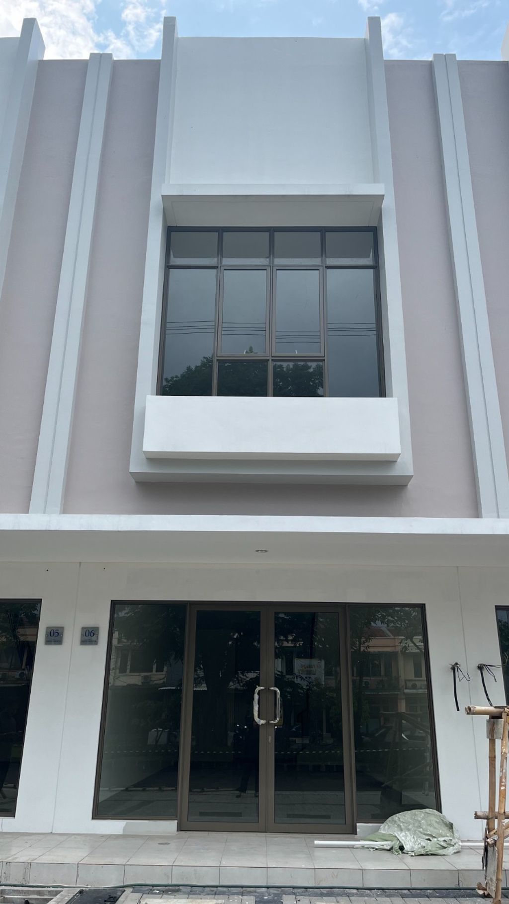foto tampak rumah tipe RAYA PELEPAH INDAH/06 perumahan RUKO SANTA MONICA
