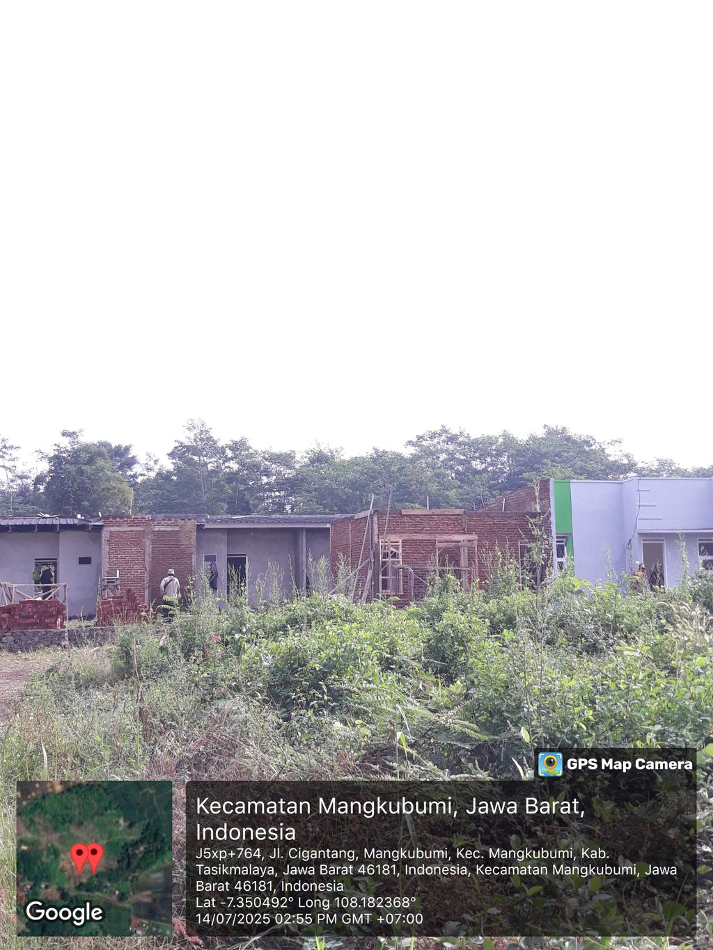 foto posisi tengah perumahan green pakar residence