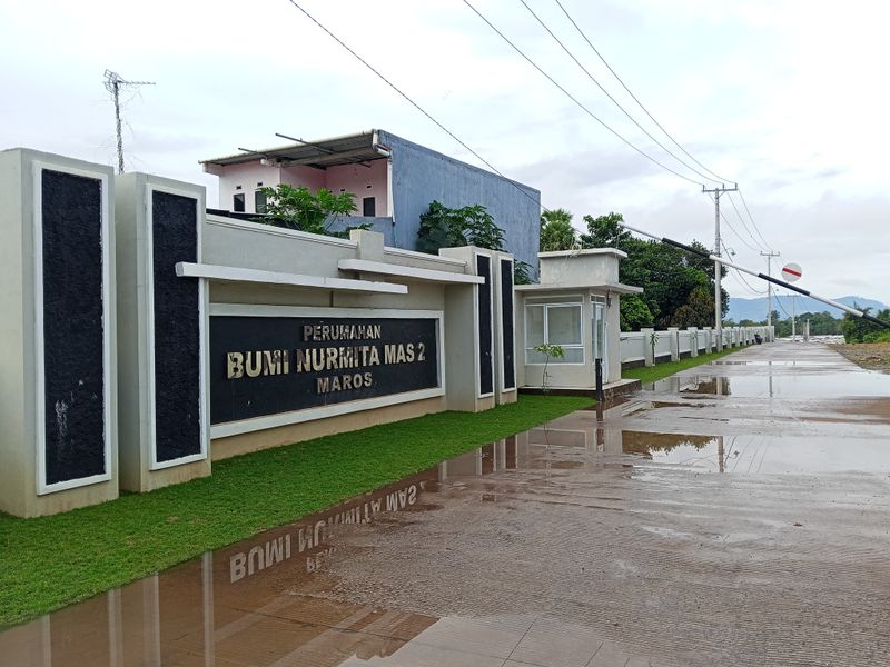 foto gerbang perumahan BUMI NURMITA MAS 2
