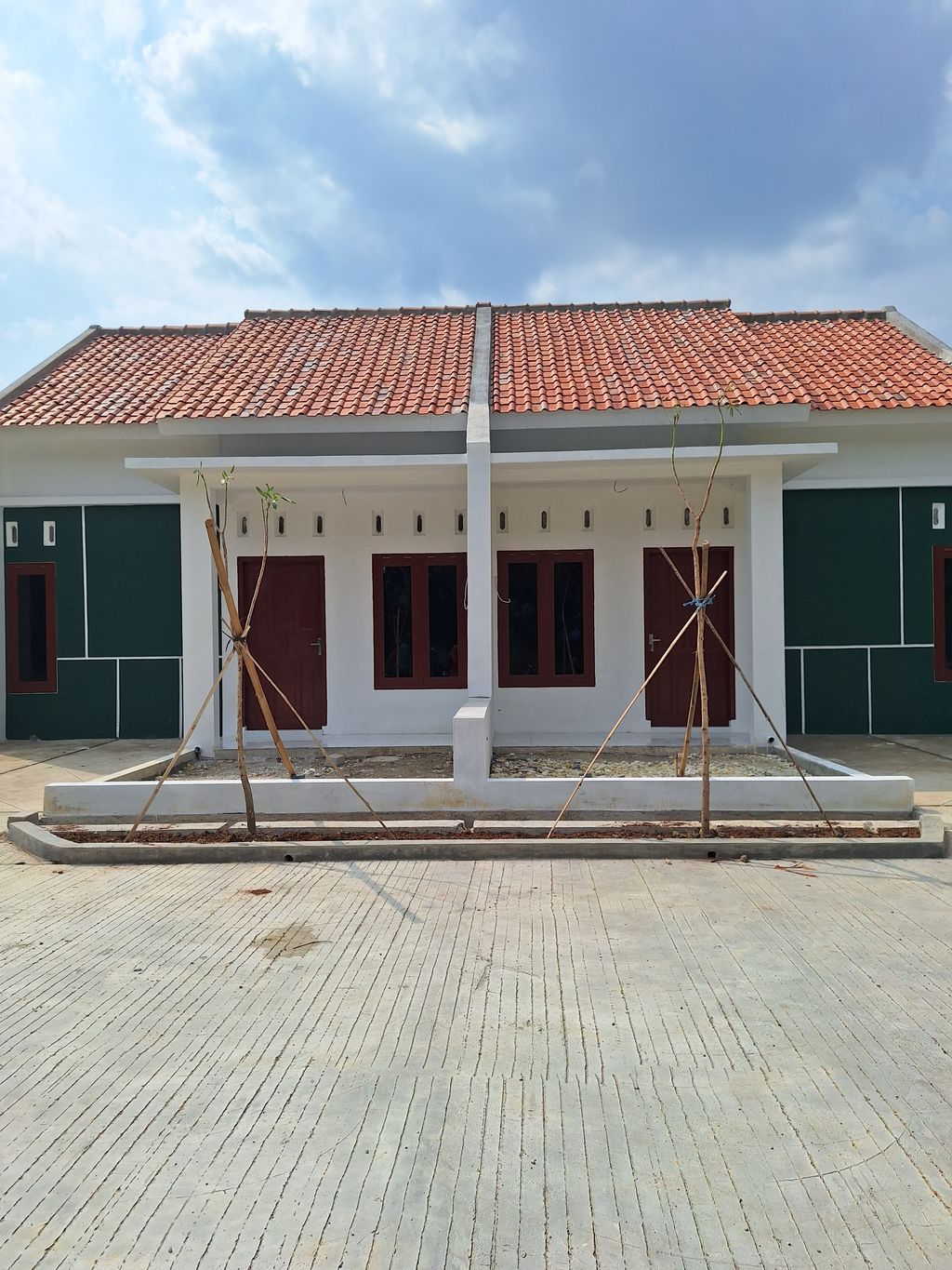 foto tampak rumah tipe 36/72 perumahan GRABAG JANUR KUNING
