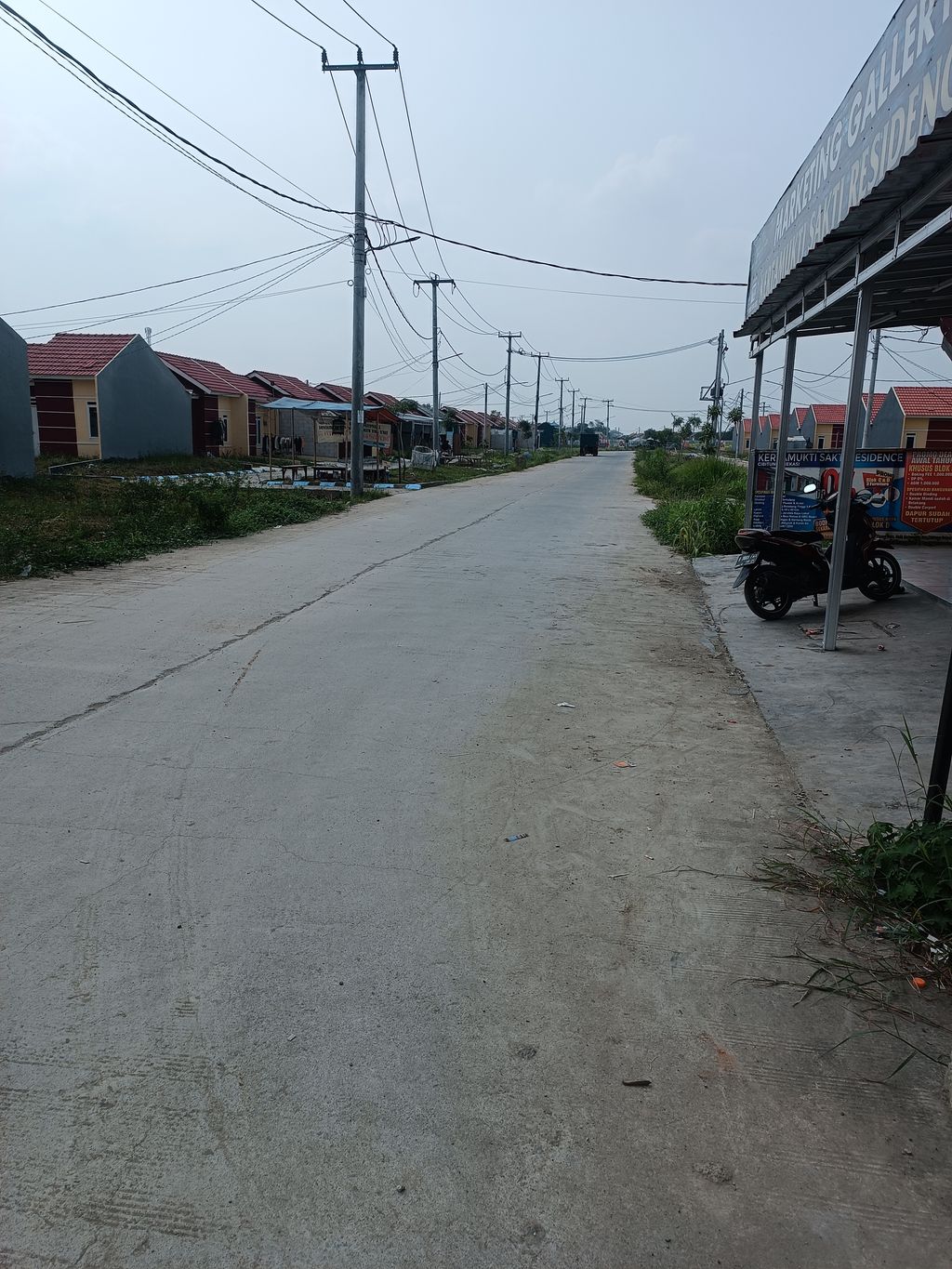 foto posisi tengah perumahan KERTAMUKTI SAKTI RESIDENCE 1 TAHAP 3