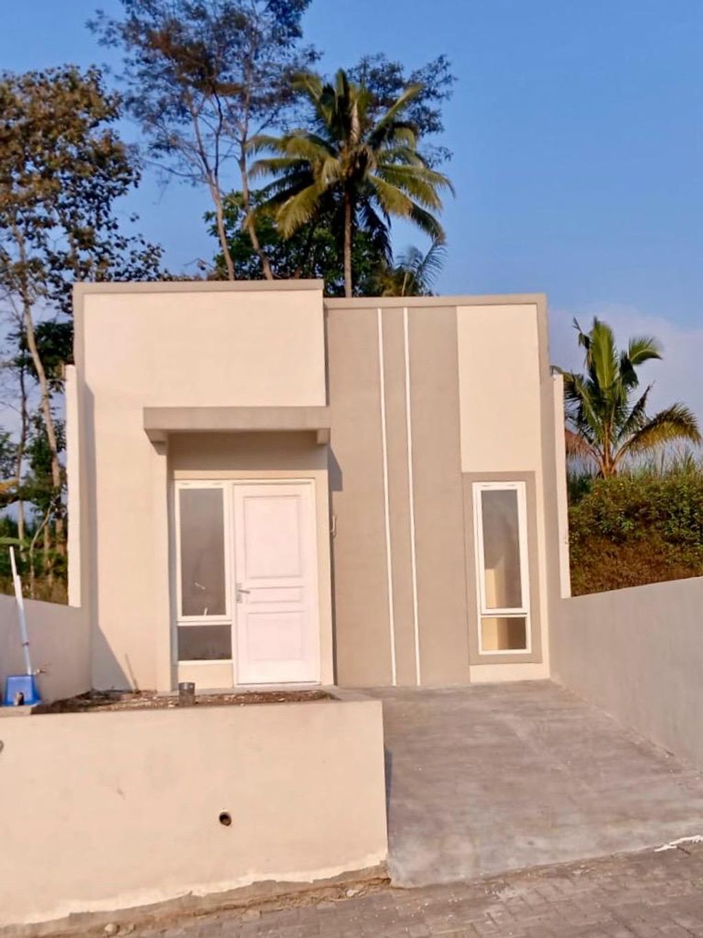 foto tampak rumah tipe BROMO perumahan PERUMAHAN PURI NIRWANA TUMPANG