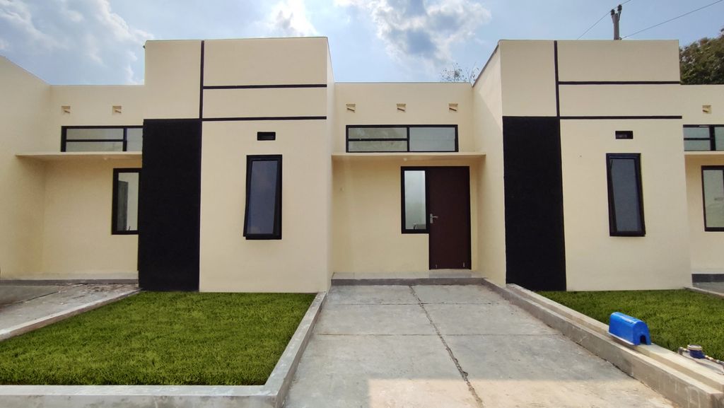 foto tampak rumah tipe Rumah Sederhana Subsidi perumahan Marison Regency Madiun