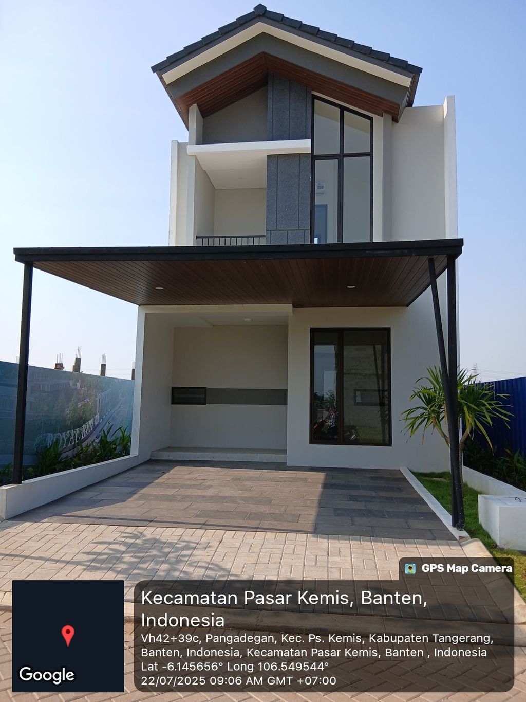 foto contoh rumah perumahan ROYAL BLOSSOM