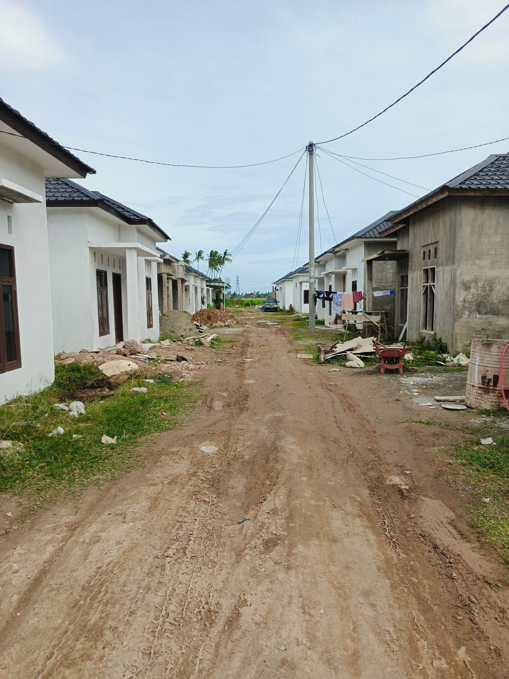 foto posisi tengah perumahan Mutiara Cot Yang