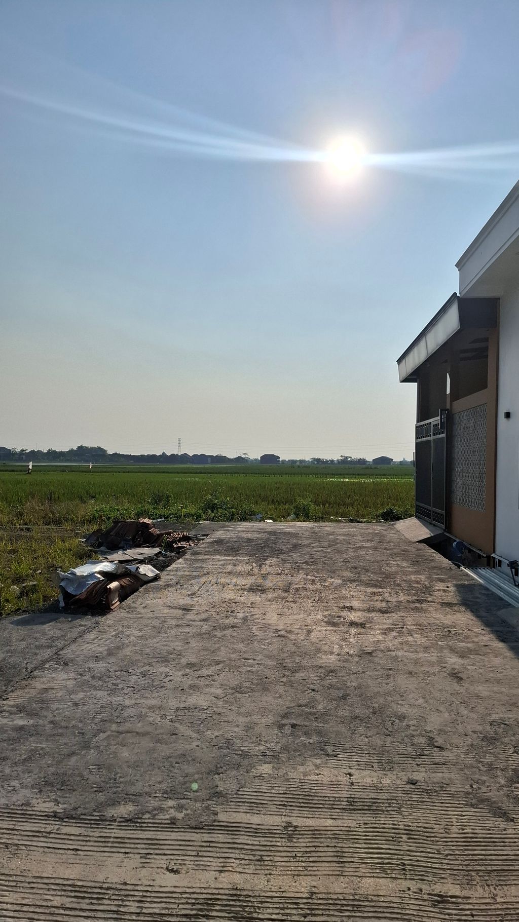 foto gerbang perumahan GRIYA PUTRA MANGUNJIWAN ASRI 12