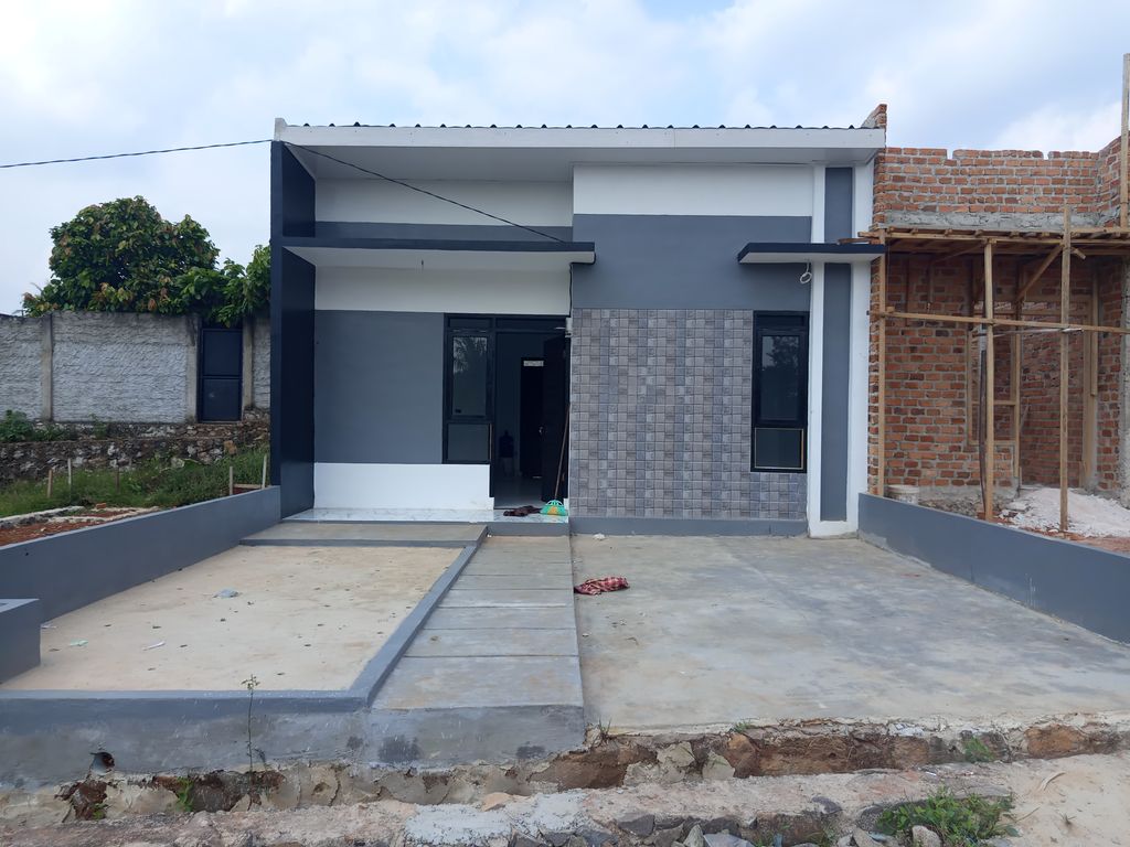 foto contoh rumah perumahan BRANTI RESIDENCE