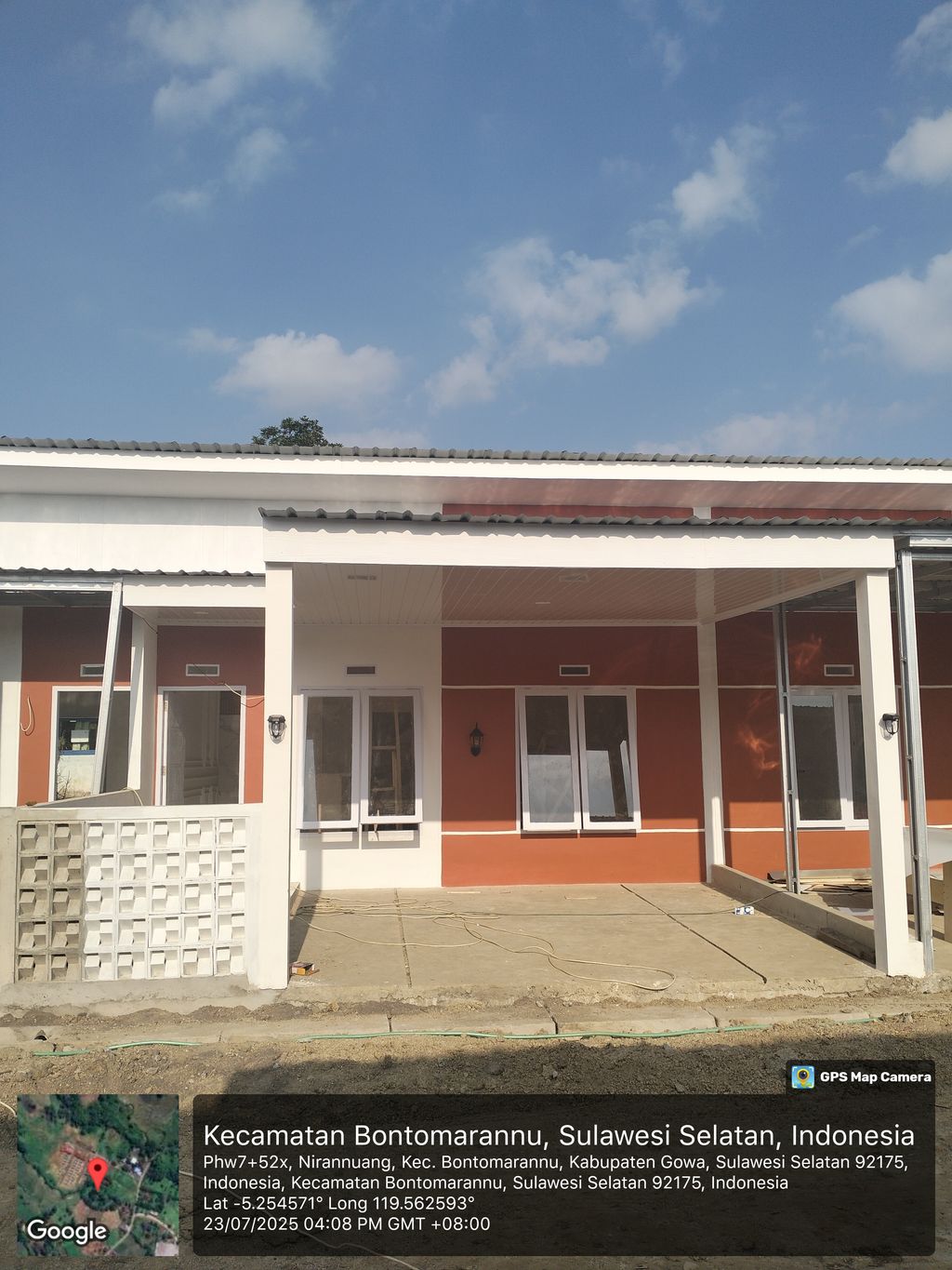 foto contoh rumah perumahan ROYAL VIEW PARK