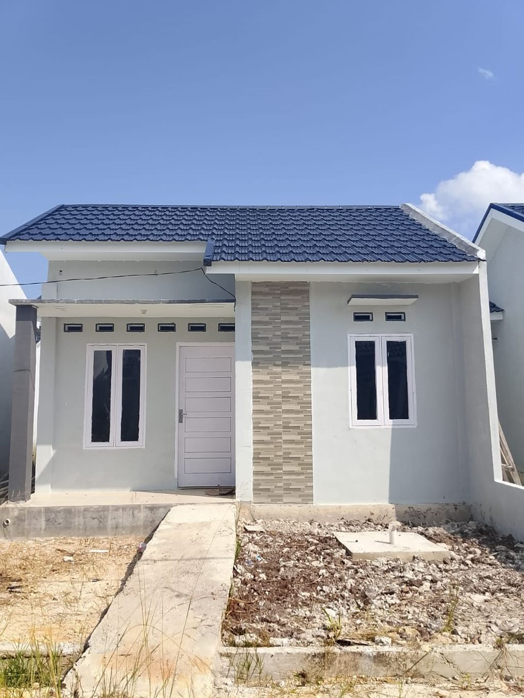 foto tampak rumah tipe 36 perumahan FANNYBELLA RESIDENCE 1 TAHAP 5