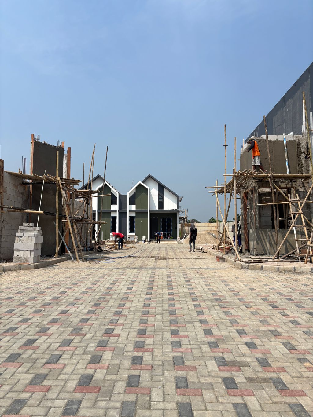 foto gerbang perumahan THE ONYAM RESIDENCE