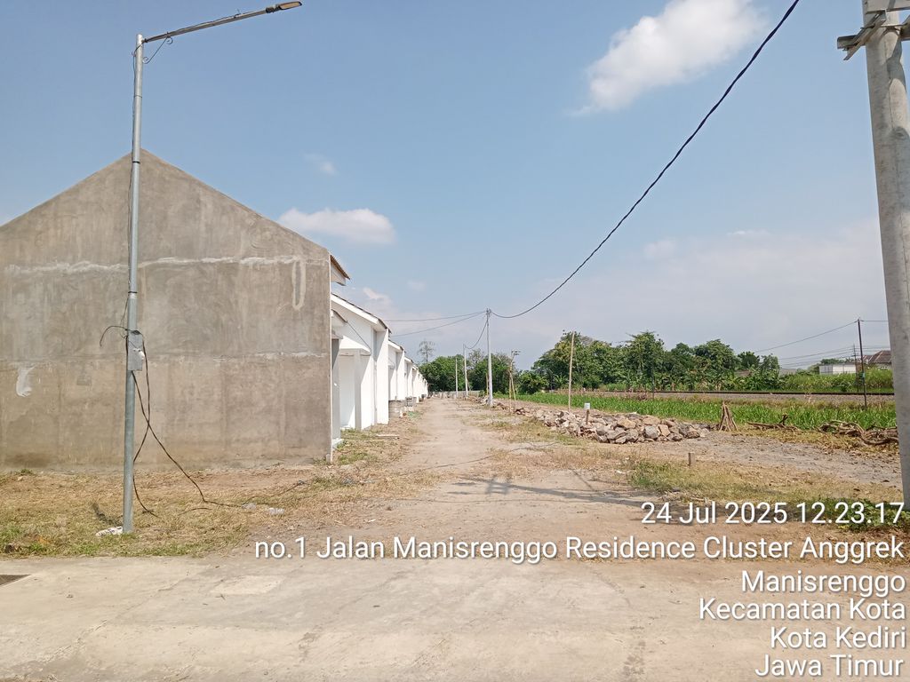 foto gerbang perumahan MANISRENGGO INDAH