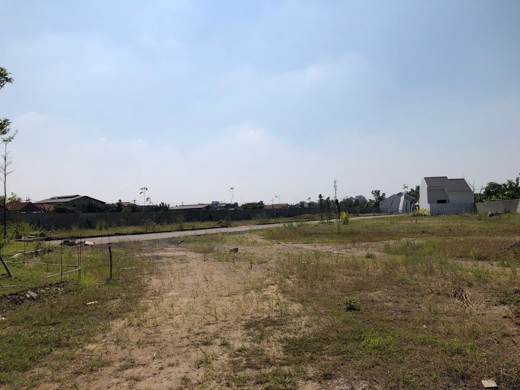foto posisi tengah perumahan INSANI REGENCY DRIYOREJO