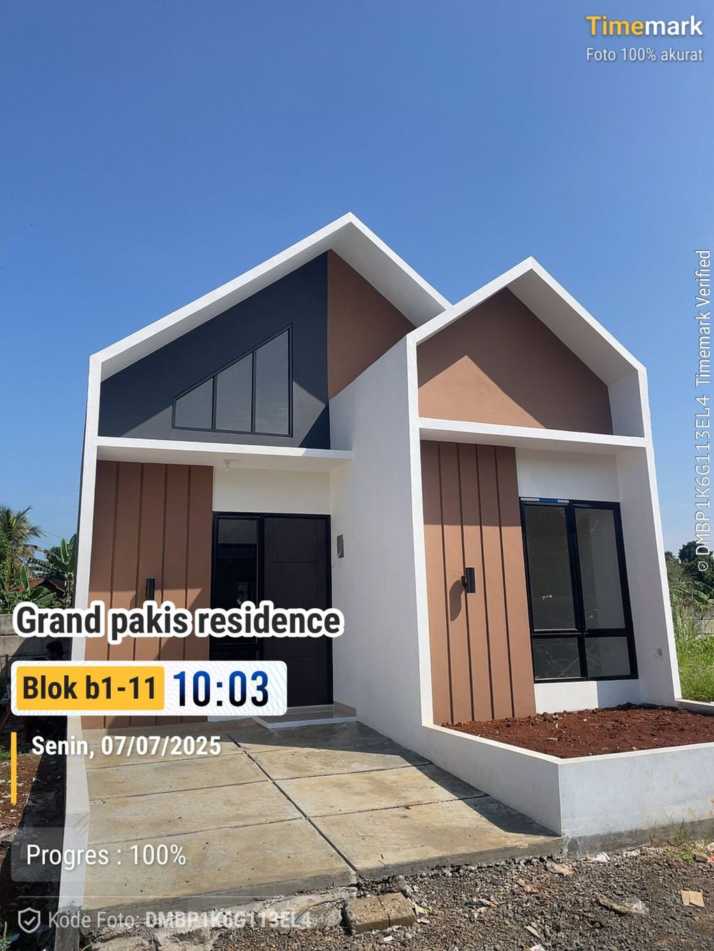 foto tampak rumah tipe SCANDINAVIAN 60 perumahan GRAND PAKIS RESIDENCE 3 NEW