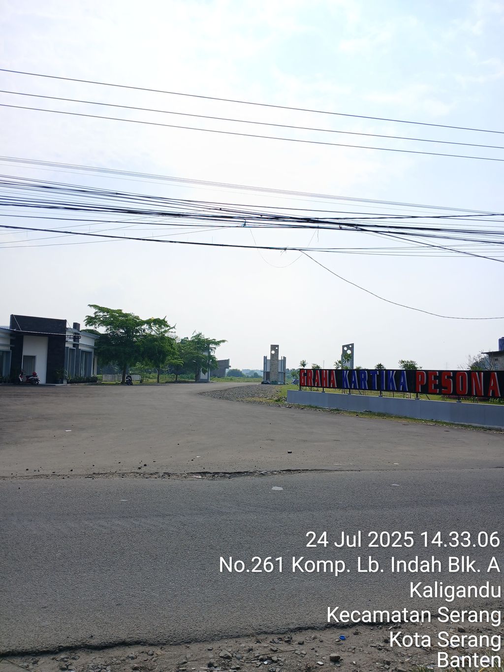 foto gerbang perumahan Graha Kartika Pesona Serang