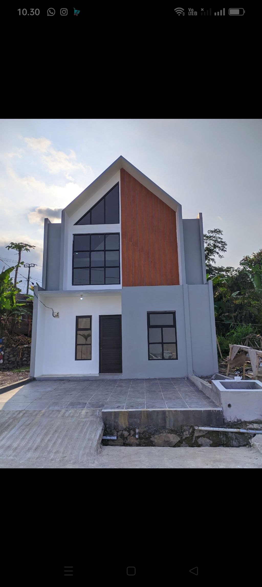 foto tampak rumah tipe 77/99 perumahan Arios Nims Cicadas