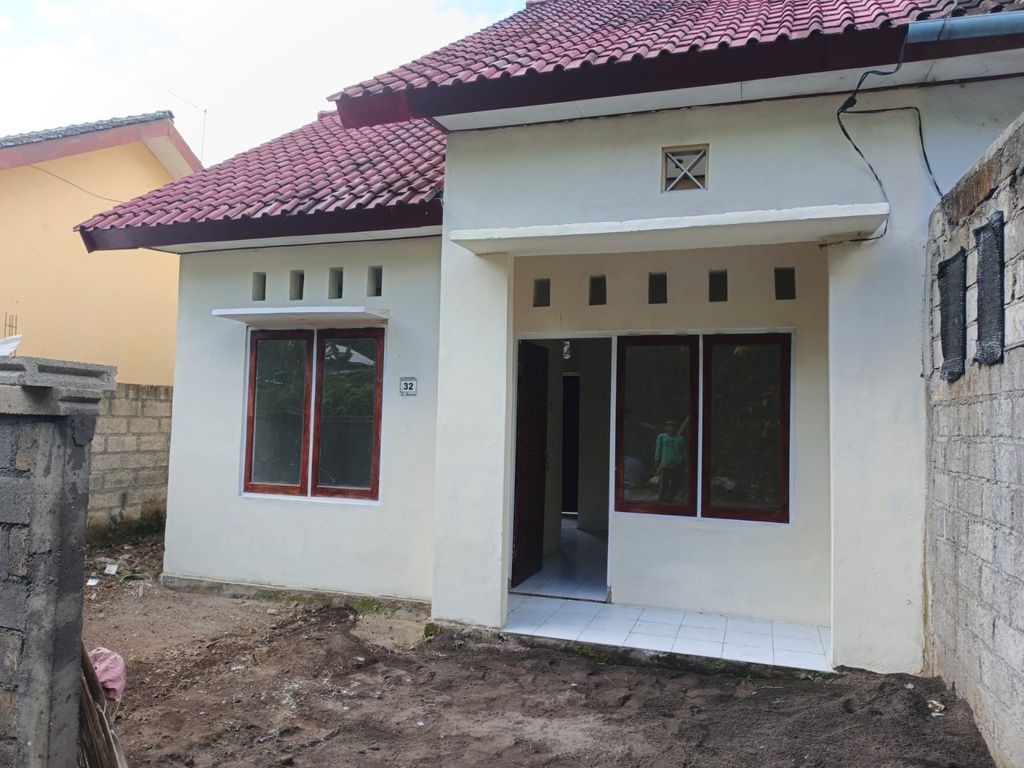 foto tampak rumah tipe RS. 36/84 (KOMERSIL) perumahan Perumnas Besang Asri Residence