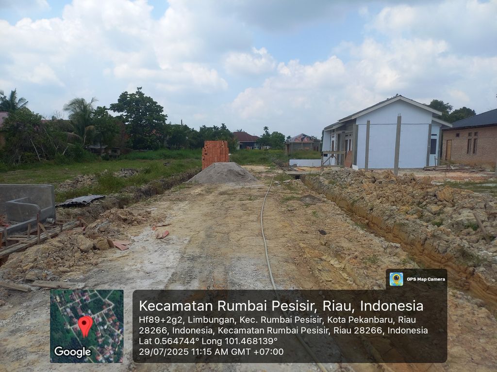 foto posisi tengah perumahan WIRA KARYA LESTARI 5