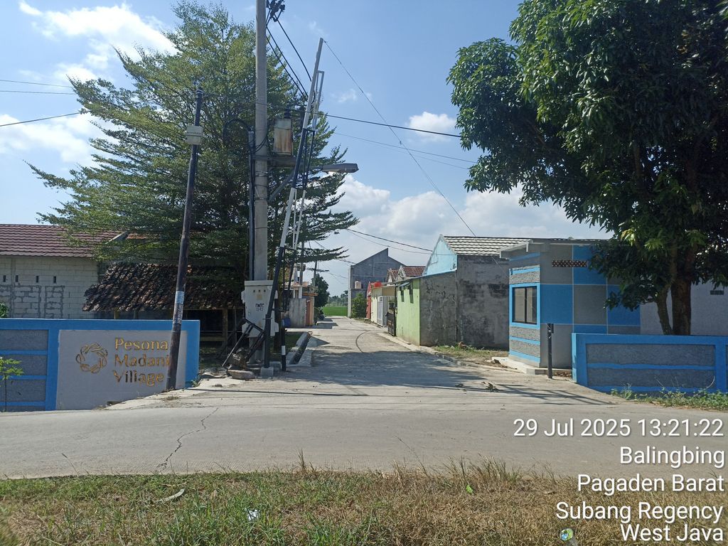 foto gerbang perumahan Pesona Madani Village