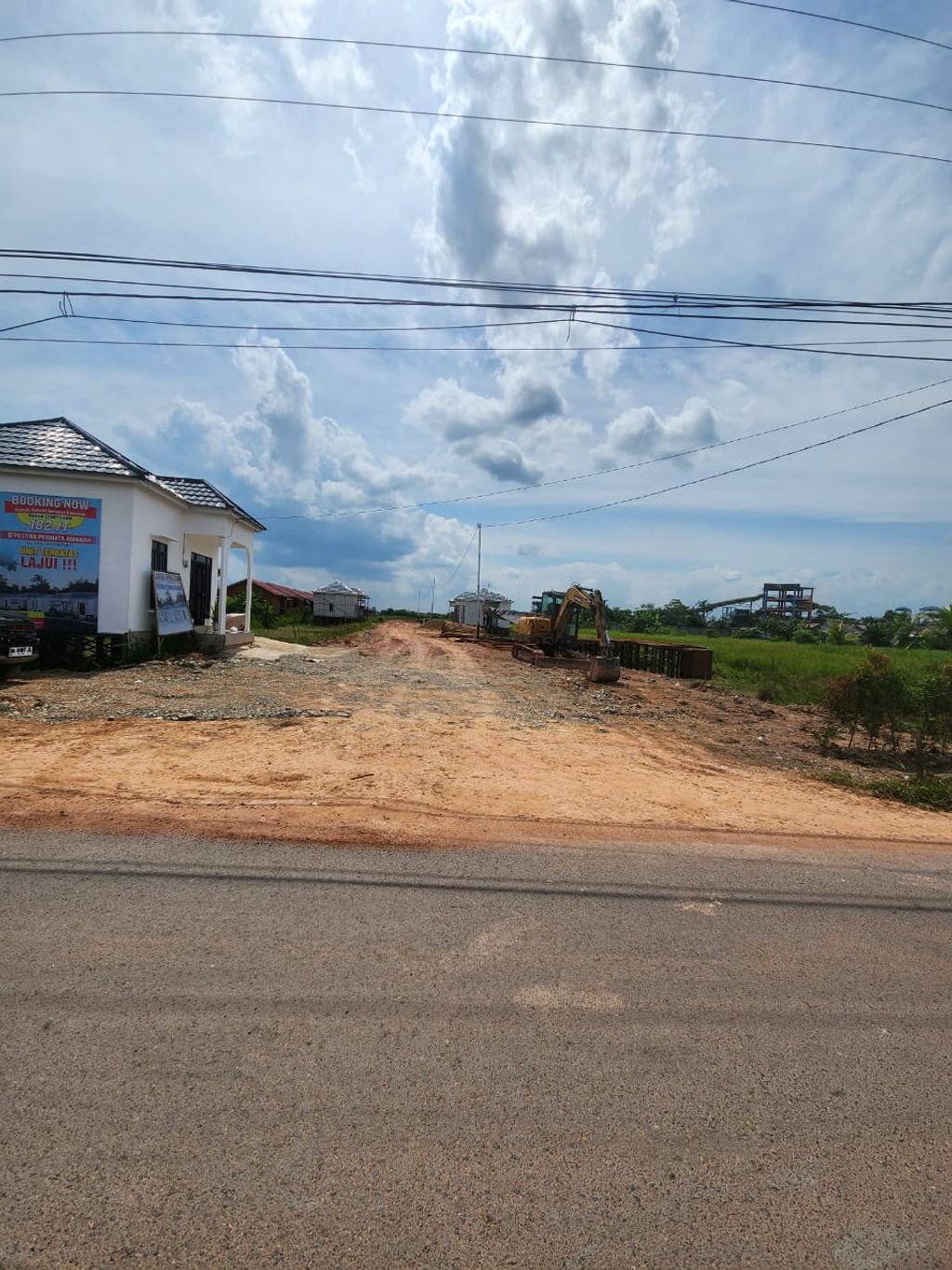 foto gerbang perumahan D'PESONA PERMATA AMANAH