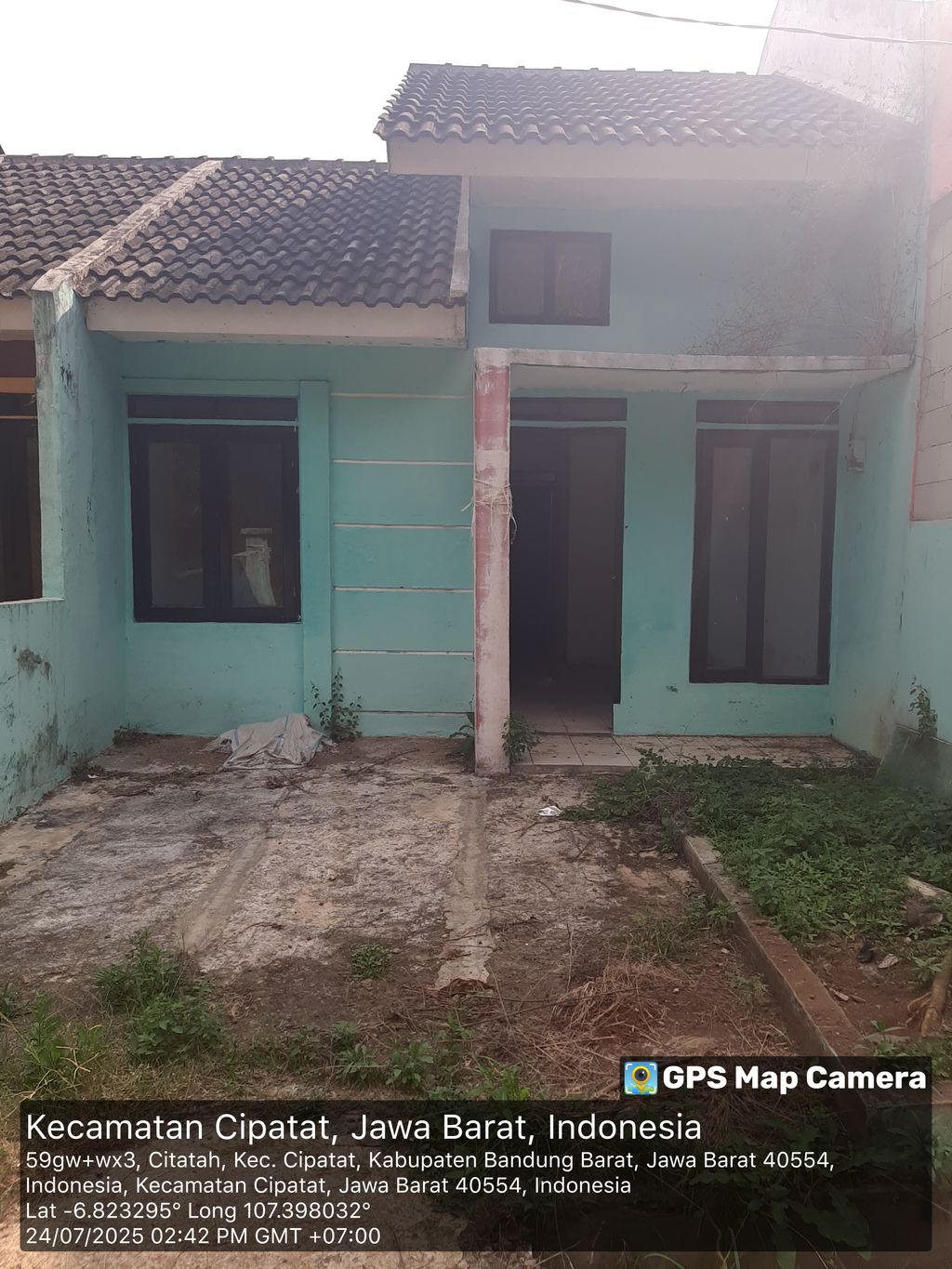 foto posisi tengah perumahan BUMI INDAH PARAHYANGAN