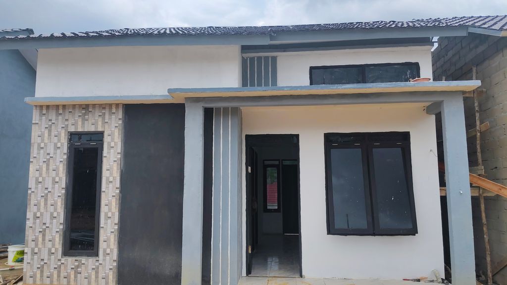 foto contoh rumah perumahan BUMI INTAN HILLS
