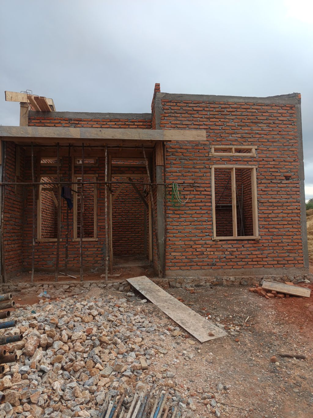 foto contoh rumah perumahan GRIYA BESTARI