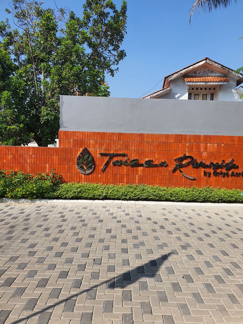 foto gerbang perumahan GRIYA ASRI SUMAMPIR