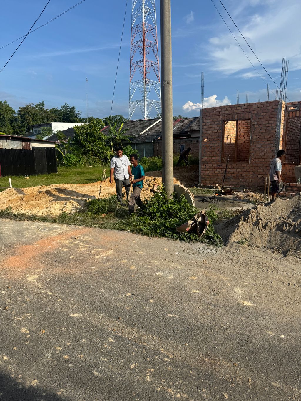 foto posisi tengah perumahan Almeera Residence 3