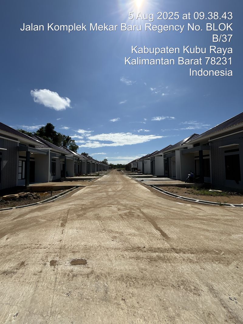 foto gerbang perumahan MIARI RESIDENCE 12 LANJUTAN