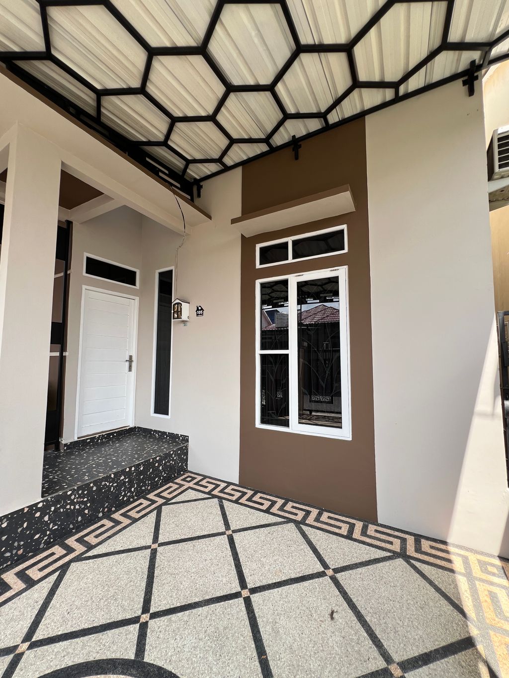 foto tampak rumah tipe 50 KAV.105 perumahan CLUSTER MAGNOLIA