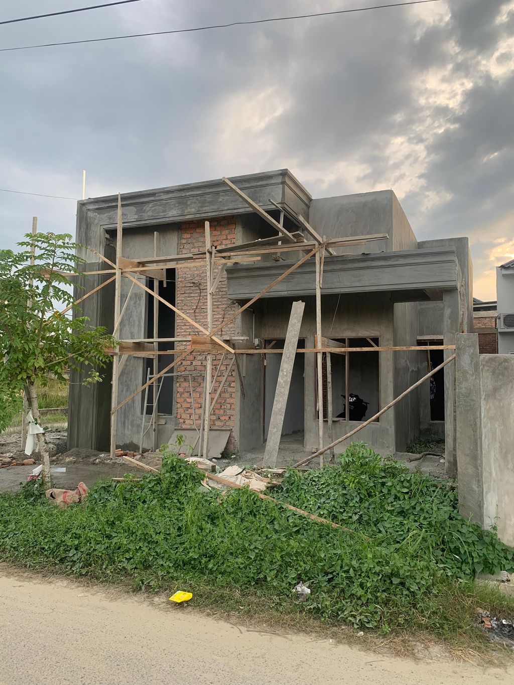 foto tampak rumah tipe 50 perumahan Almeera Residence 3
