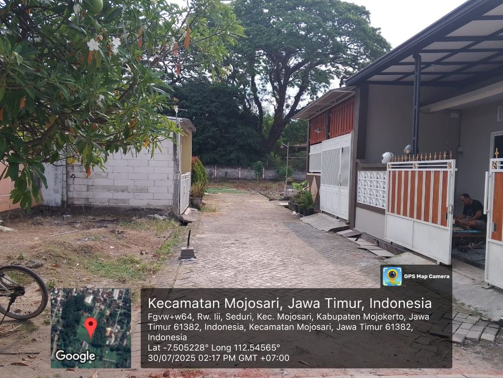 foto contoh rumah perumahan CASTURY RESIDENCE