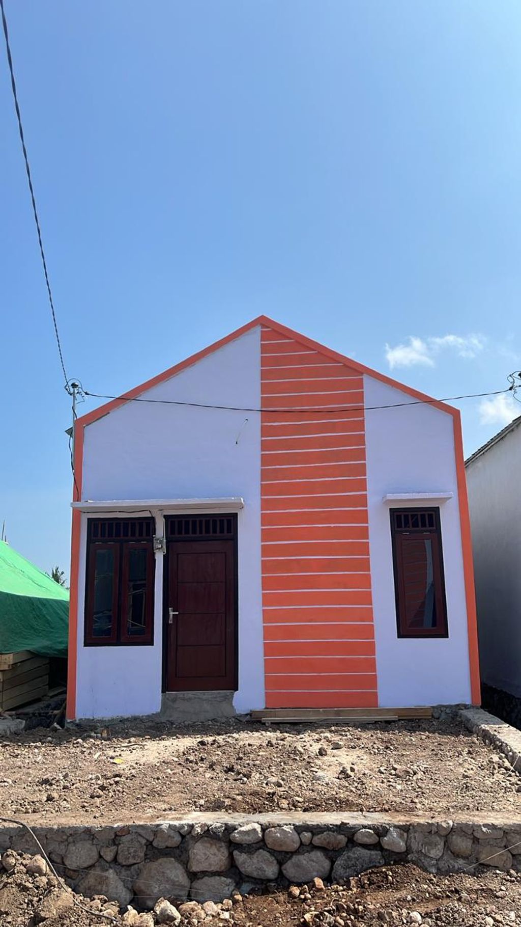 foto tampak rumah tipe 33 perumahan Utan Residence