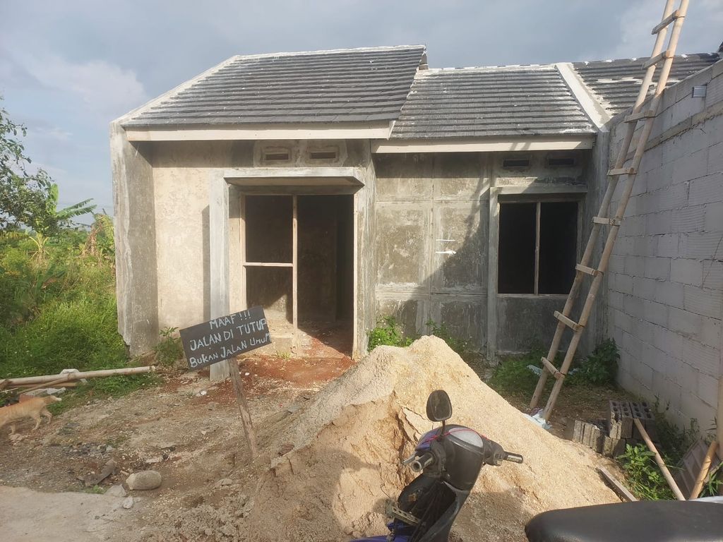 foto tampak rumah tipe 30/140. perumahan Gardenia 2 cileungsi
