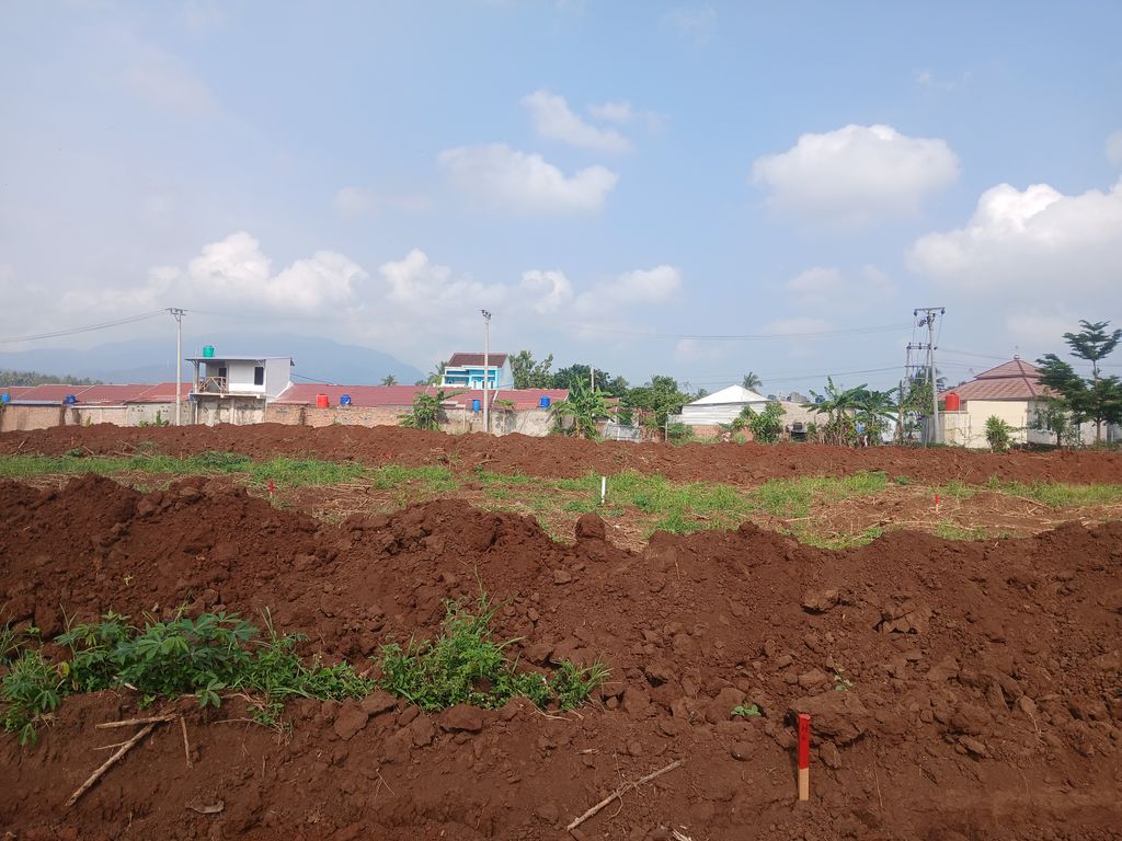 foto posisi tengah perumahan GRAND ARTHA 2