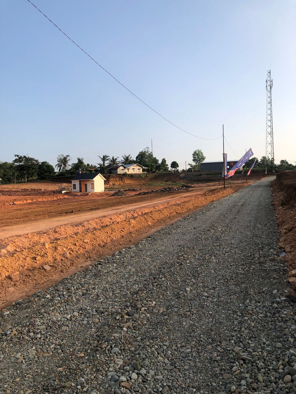 foto posisi tengah perumahan SUTRA RESIDENCE 3