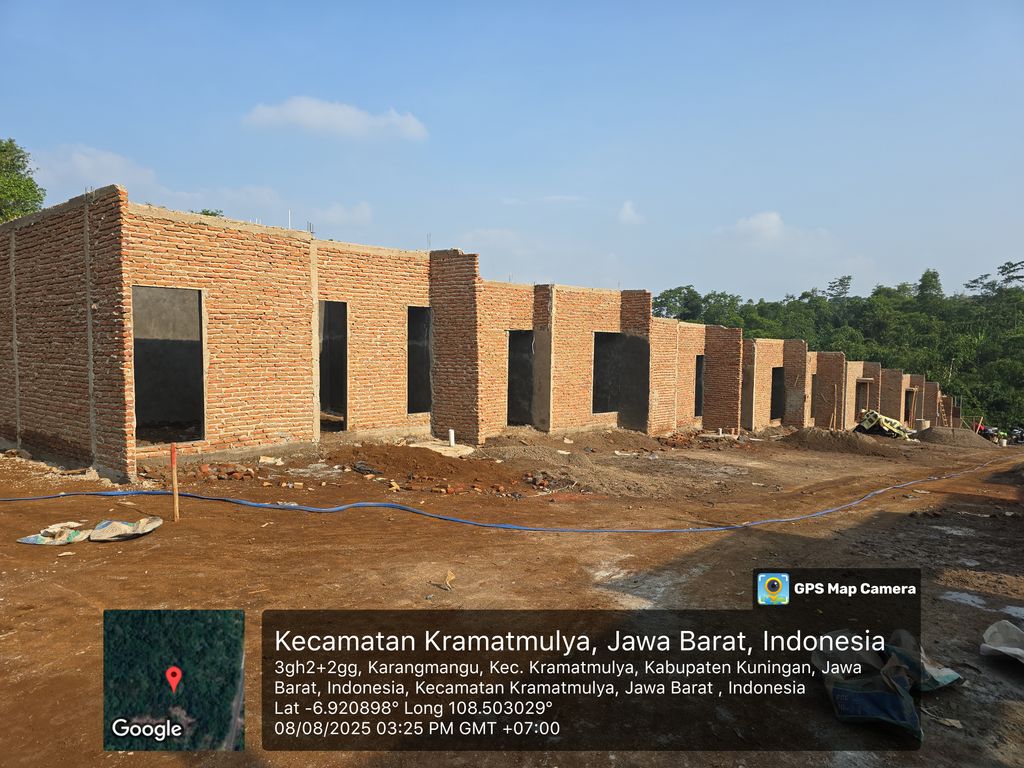 foto posisi tengah perumahan PESONA KARANGMANGU