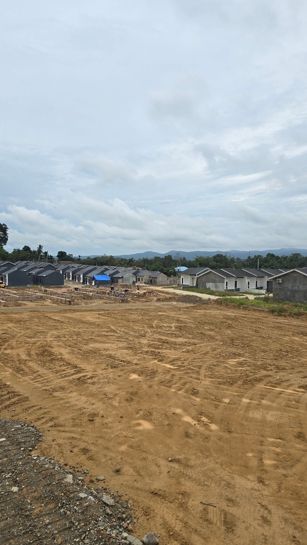 foto posisi tengah perumahan GSK Land