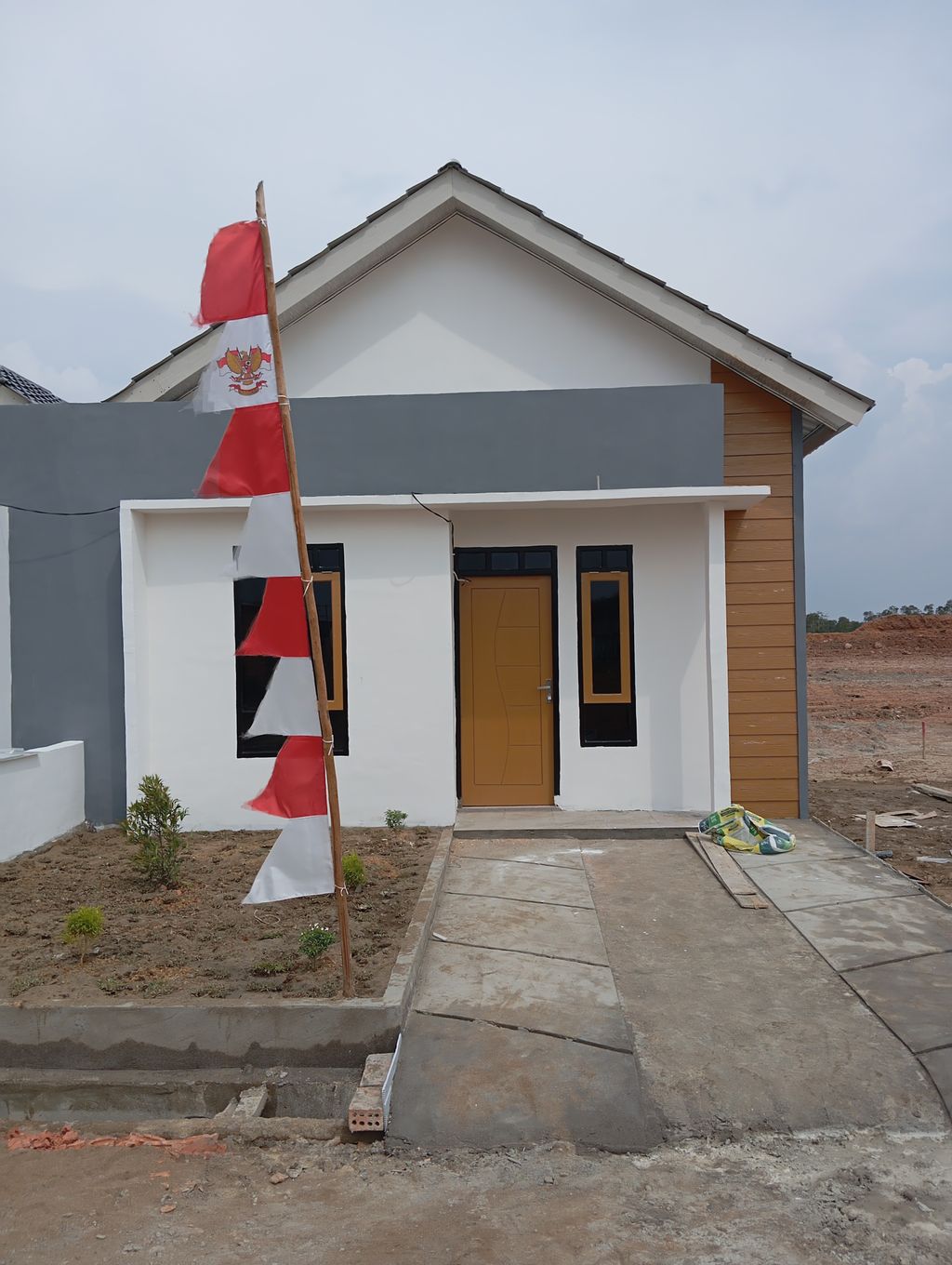 foto contoh rumah perumahan GRAND KENCANA UTAMA CLUSTER BALI (24 UNIT)