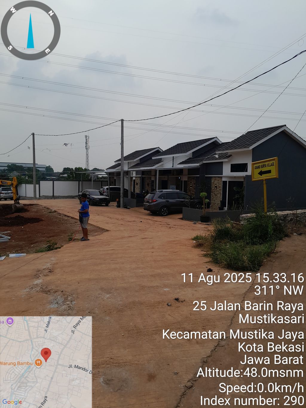 foto gerbang perumahan GRAND SURYA VILLAGE