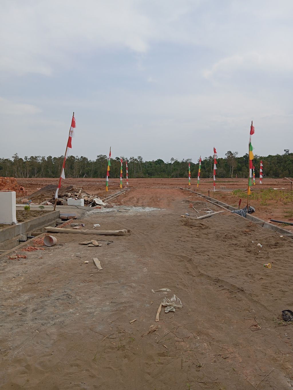 foto posisi tengah perumahan GRAND KENCANA UTAMA CLUSTER BALI (24 UNIT)